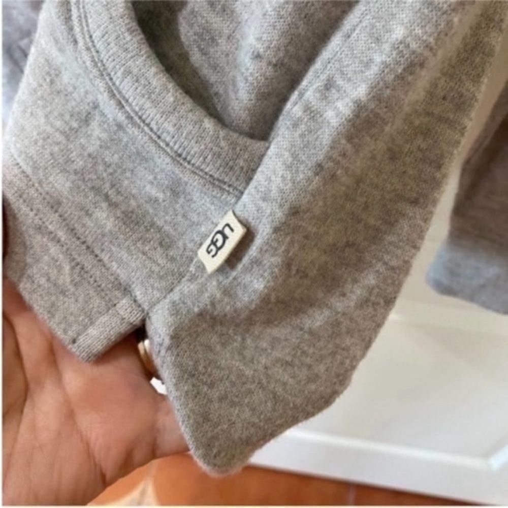 UGG Gray Hooded Sweatshirt NWT Pullover Plus size 1X attached hoodie‎ Grey - Picture 3 of 7